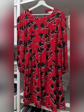 Seraphine Red Floral Long-Sleeve Maternity Dress with Black and White Print